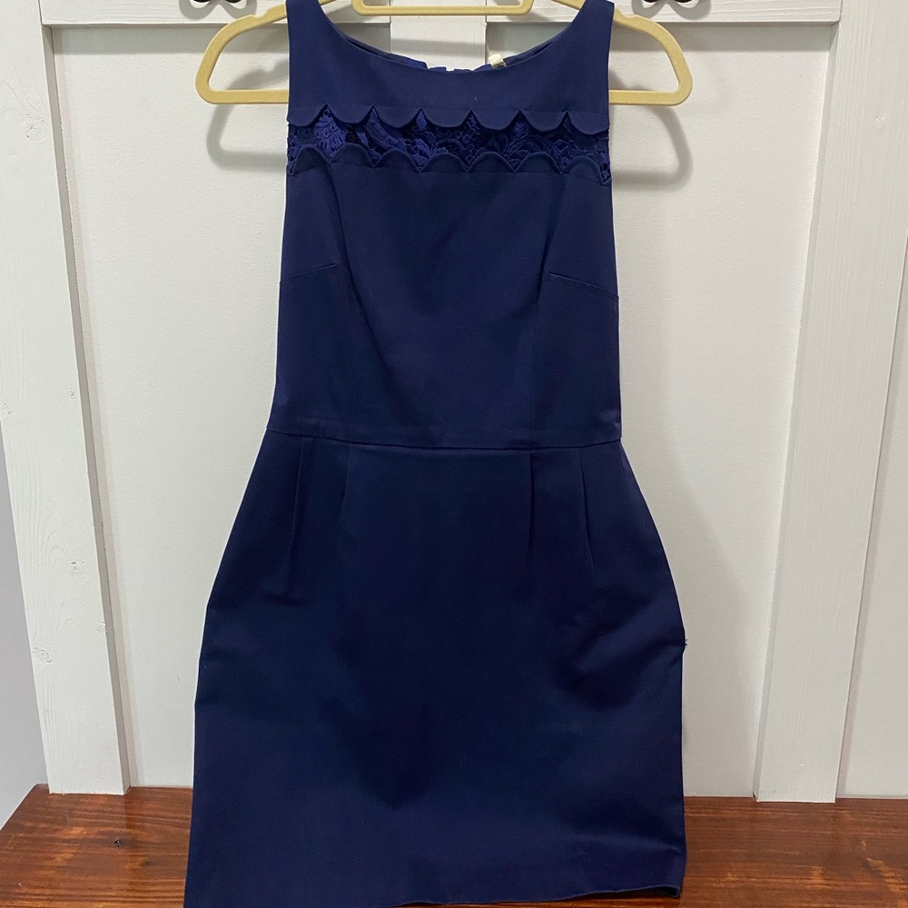 Gorgeous Club Monaco Cocktail Dress WITH POCKETS!